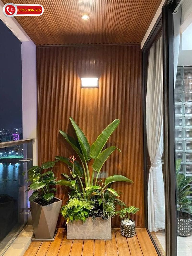 Đối với màu sắc cho không gian ban công bạn nên lựa chọn những tông màu đơn giản